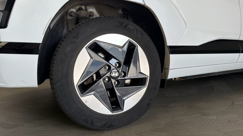 Hyundai KONA 160kW Advance 65kWh 5dr Auto Electric Hatchback